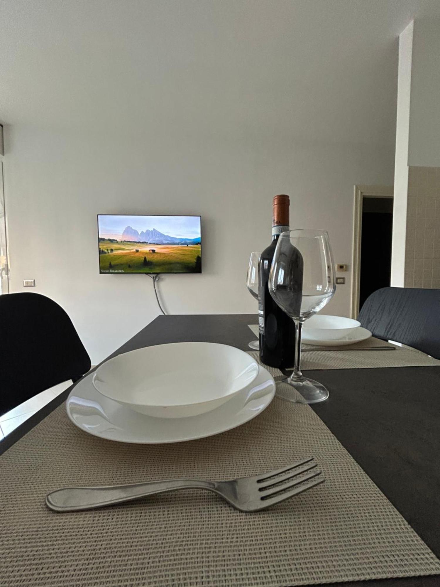 Urban Sky Loft Fiumicino Apartment Bagian luar foto