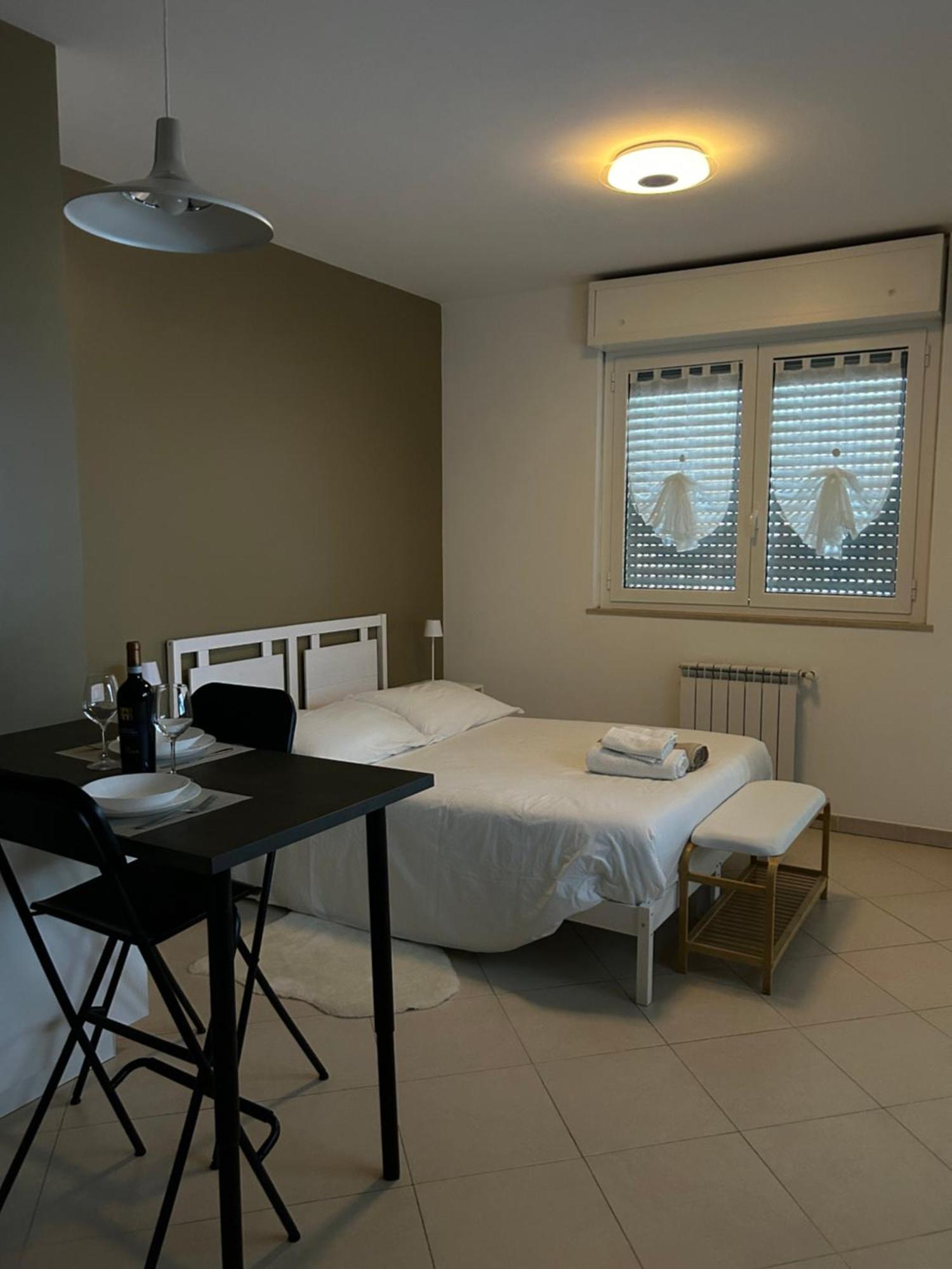Urban Sky Loft Fiumicino Apartment Bagian luar foto